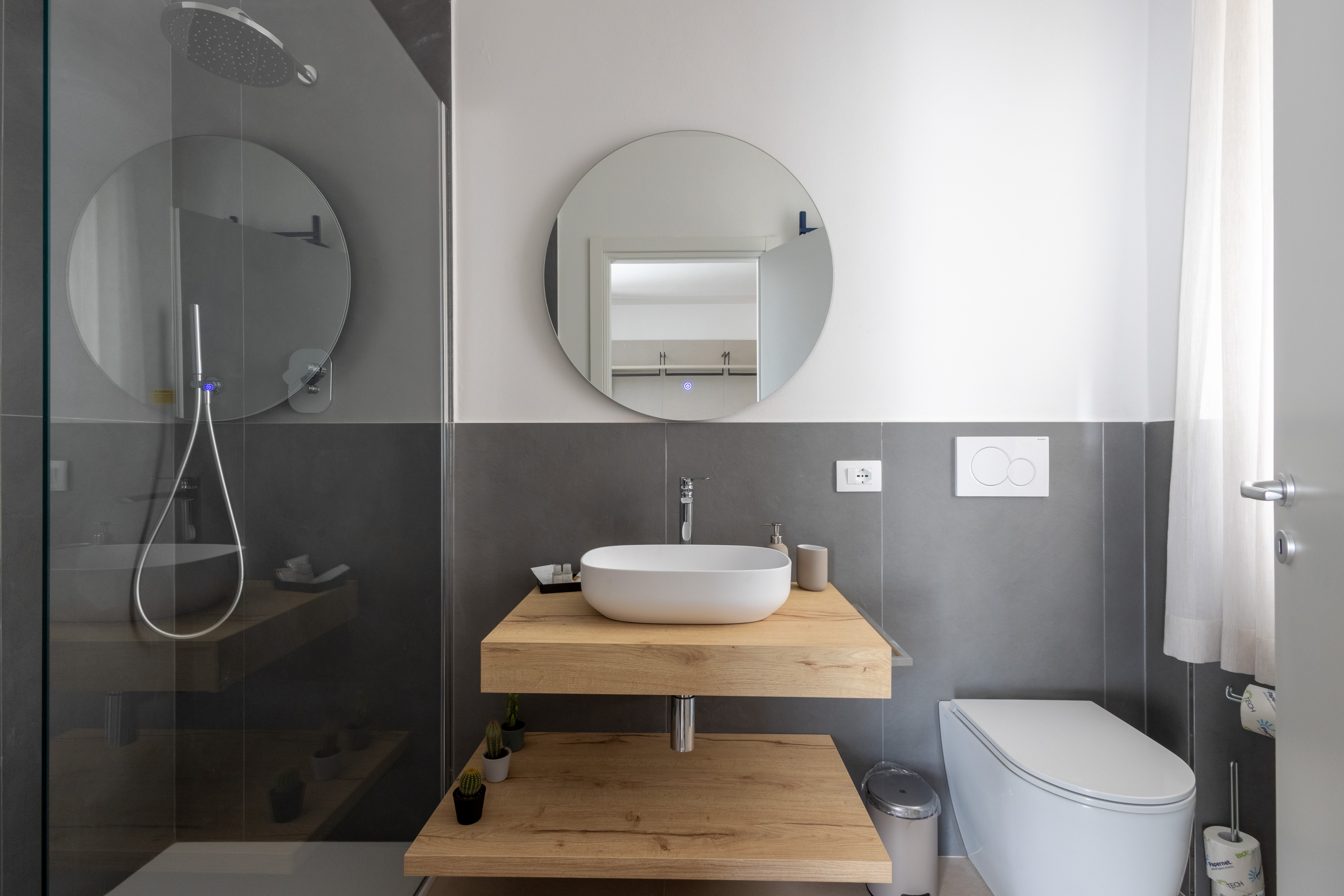 Camera 2 — bagno privato